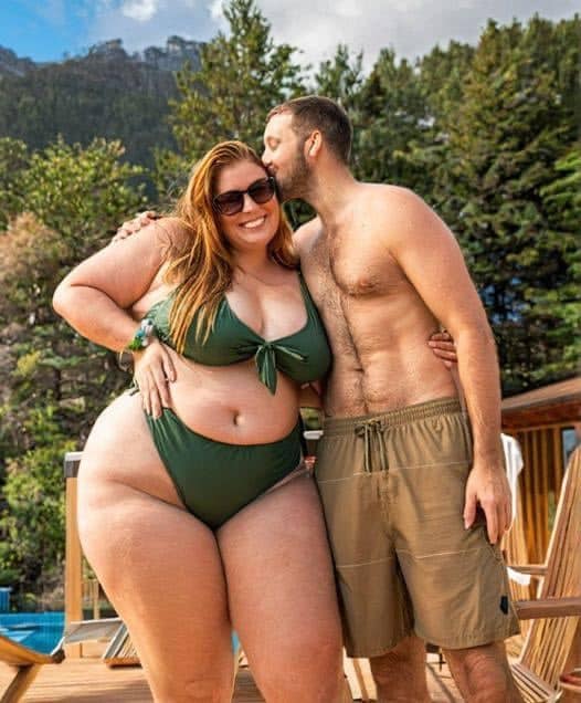 MAN mocked for being with 252 lb woman, has the perfect response to shut haters up