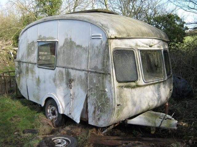 Inside his grandparents’ sealed garage, he discovered a 63-year-old caravan