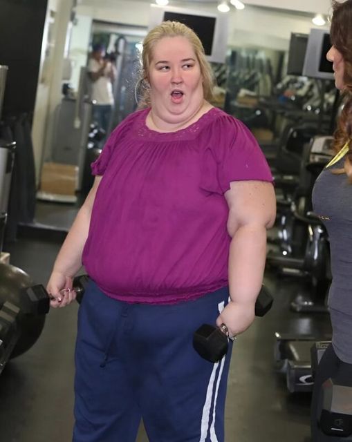 Husband Left His Wife, Calling Her “Obese” – She Shocked Him with a Stunning Transformation at His Wedding…