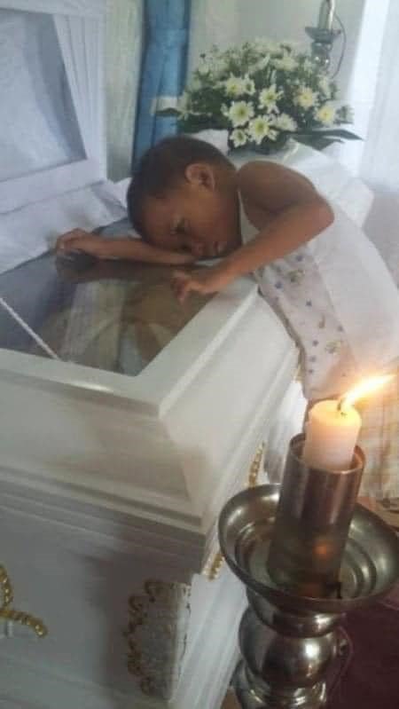 In The Middle Of The Service, The Child Quietly Stood Up And Went To Their Mother’s Coffin, And Pressed Their Ear Against It